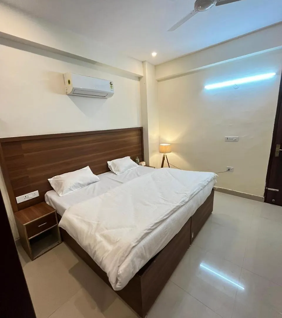 Apna Homes Stay & Hotel I Gurugram I Sector-71 古尔冈