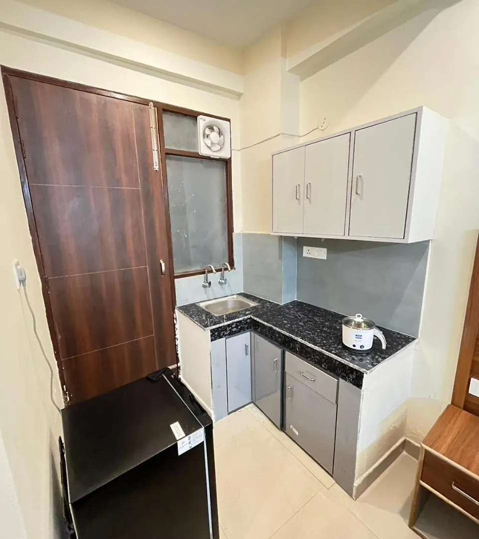 Apna Homes Stay & Hotel I Gurugram I Sector-71 古尔冈 4*,