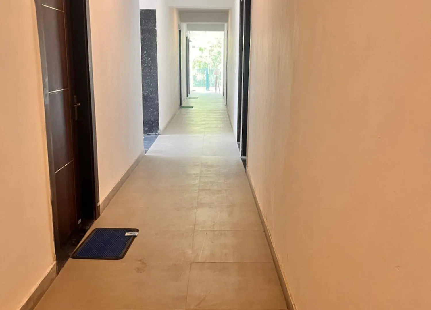 Apna Homes Stay & Hotel I Gurugram I Sector-71 古尔冈