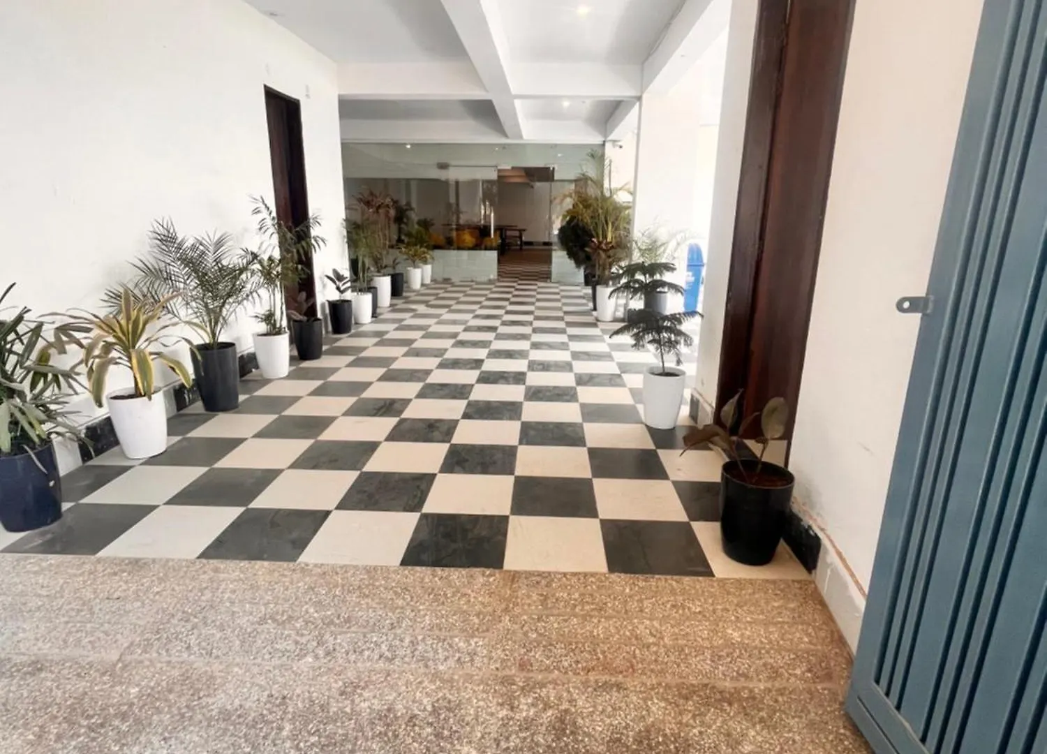 Apna Homes Stay & Hotel I Gurugram I Sector-71 古尔冈