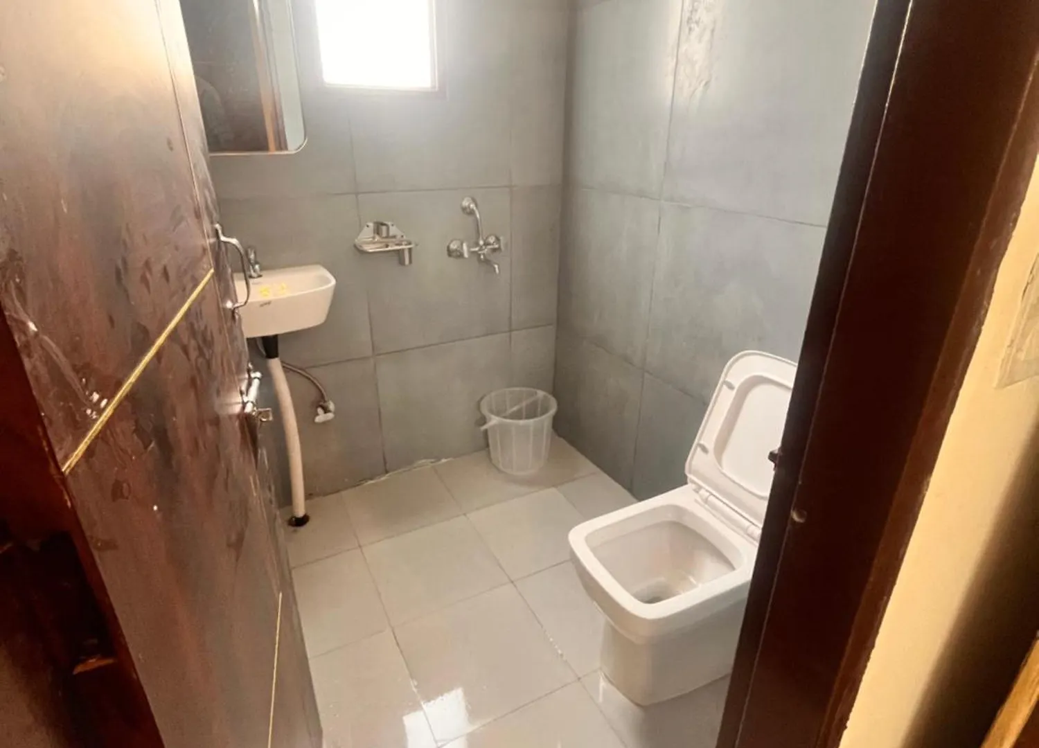 Apna Homes Stay & Hotel I Gurugram I Sector-71 古尔冈 印度